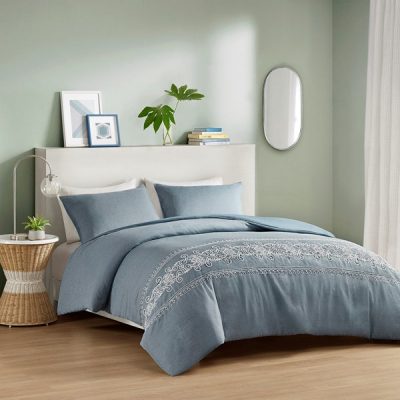 Intelligent Design Bree Embroidered Duvet Cover Set in Blue, Twin/Twin XL ID12-2168