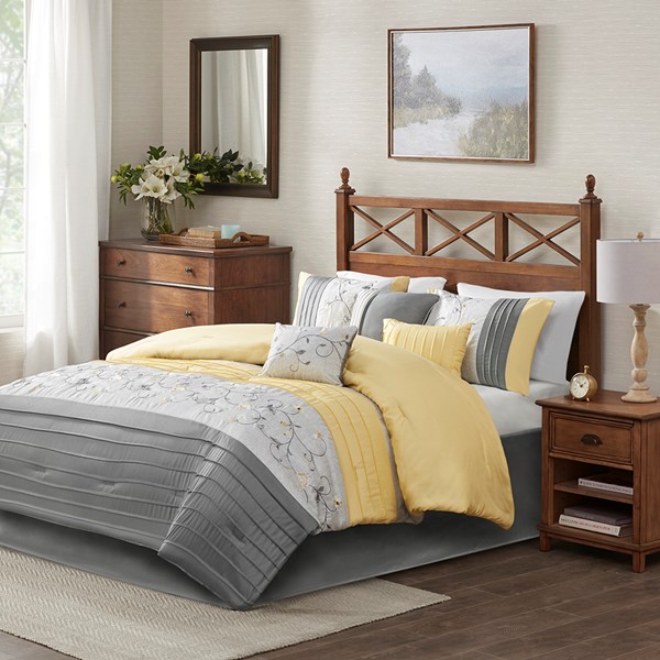 Madison Park Serene Embroidered 7 Piece Comforter Set in Yellow, Cal King MP10-4187