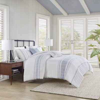 Harbor House Blue Morgan 5 Piece Cotton Jaquard Duvet Set in White/Blue, King/Cal King HH12-1869
