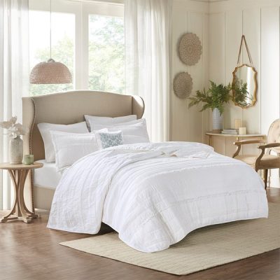 Madison Park Celeste 4 Piece Microfiber Reversible Ruffle Quilt Set with Throw Pillow in White, King/Cal King MP13-2533