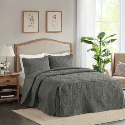 Madison Park Quebec 3 Piece Split Corner Pleated Quilted Bedspread in Dark Grey, Queen MP13-6474