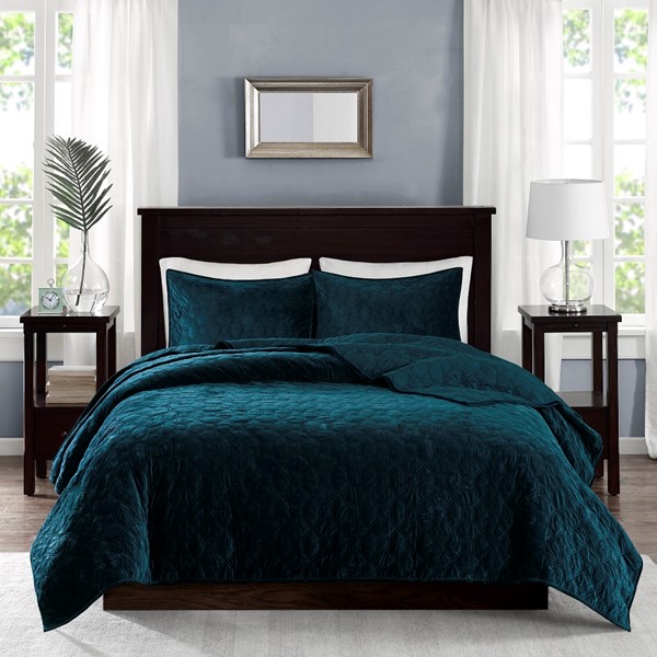 Madison Park Harper 3 Piece Velvet Quilt Set in Teal, Full/Queen MP13-4611 - Image 4