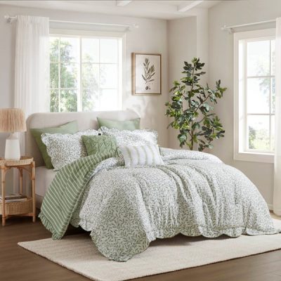 Madison Park Darcy 5 Piece Print Comforter Set in Sage Green, King MP10-8902