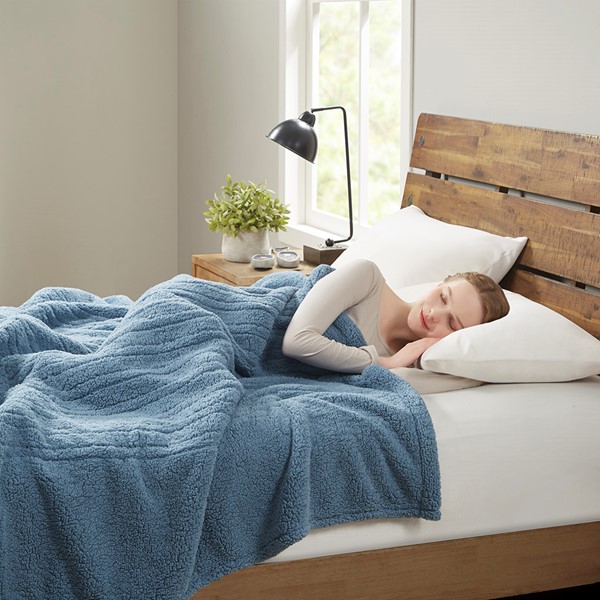 True North by Sleep Philosophy Sherpa Heated Blanket in Blue, Twin TN54-0495 - Image 2