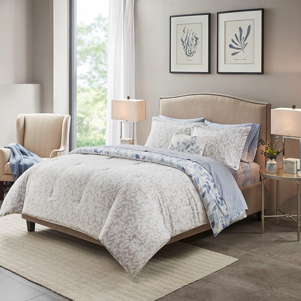 Madison Park Essentials Sofia Reversible Comforter Set with Bed Sheets in Blue, Cal King MPE10-882 - Image 3