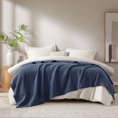 Madison Park Waffle Weave Cotton Blanket in Indigo, Twin BR51N-3828