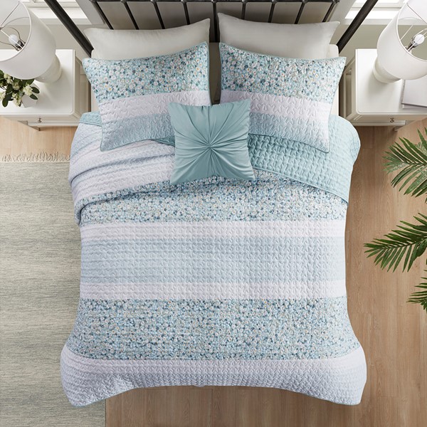 Madison Park Caralie 4 Piece Seersucker Quilt Set with Throw Pillow in Aqua, Full/Queen MP13-8289 - Image 4