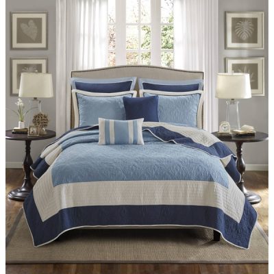 Madison Park Attingham 7 Piece Quilt Set with Euro Shams and Throw Pillows in Navy, King/Cal King MP13-8807