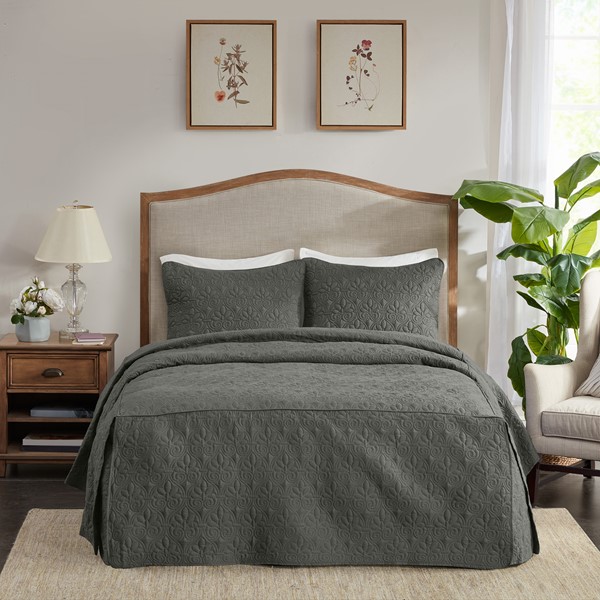 Madison Park Quebec 3 Piece Split Corner Pleated Quilted Bedspread in Dark Grey, Queen MP13-6474 - Image 4