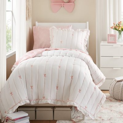 Intelligent Design Liv Quilt Set in Pink, Twin/Twin XL ID13-2518