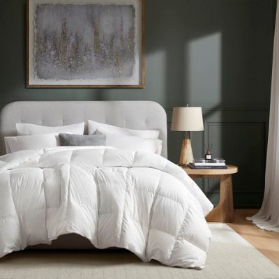 Harbor House White Goose Down 100% Cotton Shell Comforter in White, King/Cal King HHD10-1916