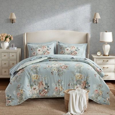 Madison Park Essentials Heather Cottagecore Collection Comforter in Soft Blue, Queen MPE10-1193