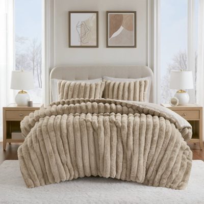 Madison Park Jasmine 3 Piece Faux Fur Comforter Set in Taupe, Full/Queen MP10-8440