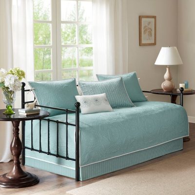 Madison Park Peyton 6 Piece Reversible Daybed Cover Set in Blue, Daybed MP13-3976