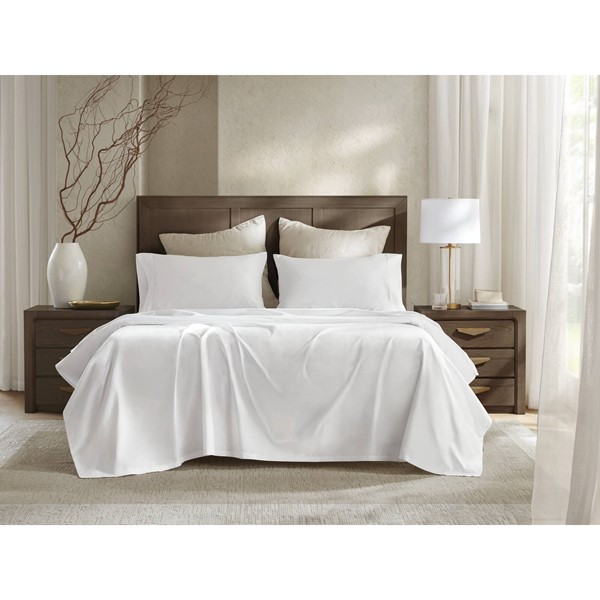 Harbor House 100% Egyptian Cotton Sateen Sheet Set in White, Cal King HHD20-1957