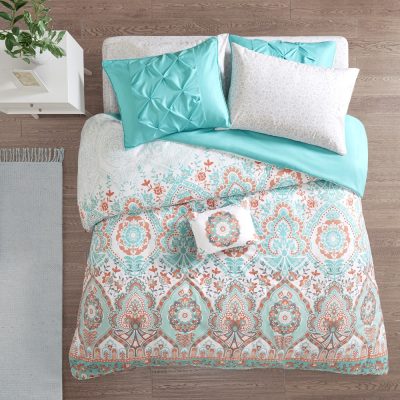 Intelligent Design Vinnie Boho Comforter Set with Bed Sheets in Aqua, Twin XL ID10-1561