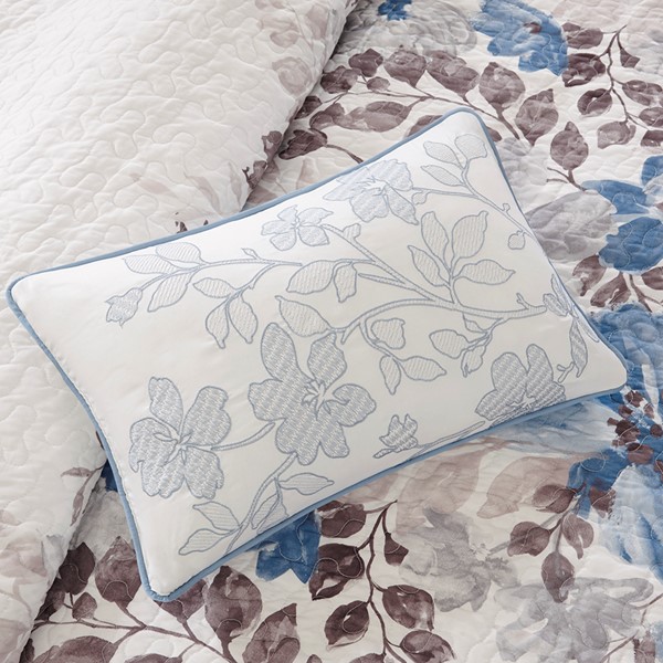 Madison Park Luna 6 Piece Printed Quilt Set with Throw Pillows in Blue, King/Cal King MP13-2121 - Image 2