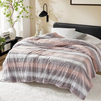 Madison Park Zuri Faux Fur Blanket in Blush/Grey, 108x90" MP51-8537