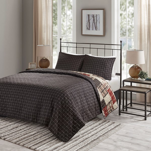 Madison Park Timber 3 Piece Reversible Printed Quilt Set in Red/Black, Full/Queen MP13-8470 - Image 3