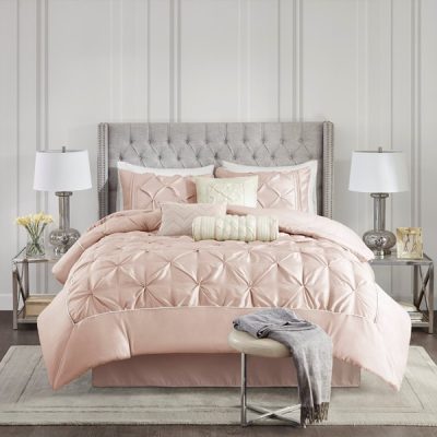 Madison Park Laurel 100% Polyester Pieced Pleated 7pcs Tufted Comforter Set in Blush, Full TT10-0035