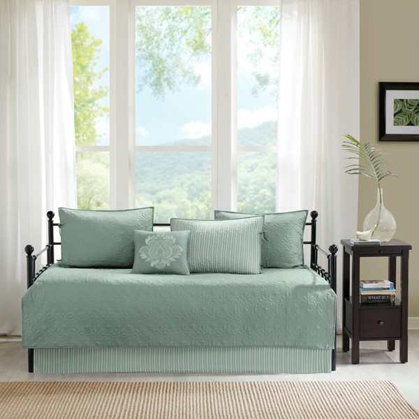 Madison Park Quebec 6 Piece Reversible Daybed Cover Set in Seafoam, Daybed MP13-3979
