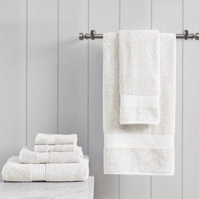 Madison Park Organic 6 Piece Organic Cotton Towel Set in White, 6-Piece MP73-6182