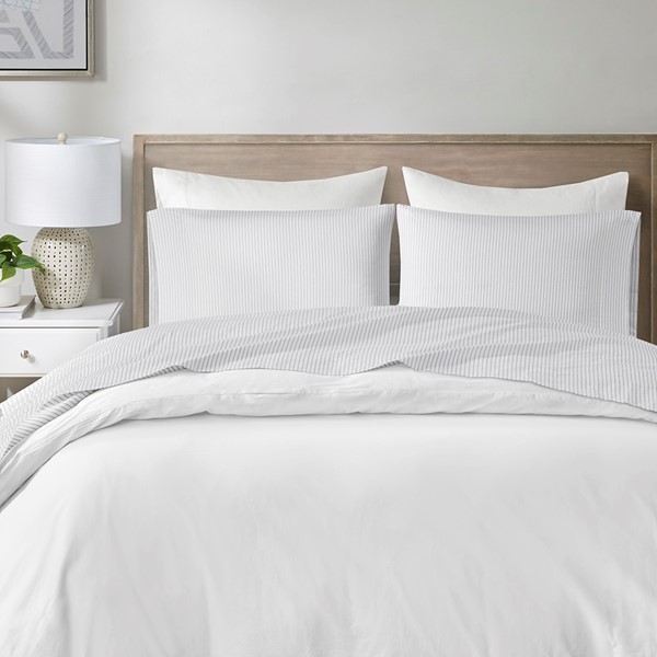 Madison Park Essentials 200 Thread Count Printed Cotton Sheet Set in Grey Stripe, Full MPE20-1015 - Image 2
