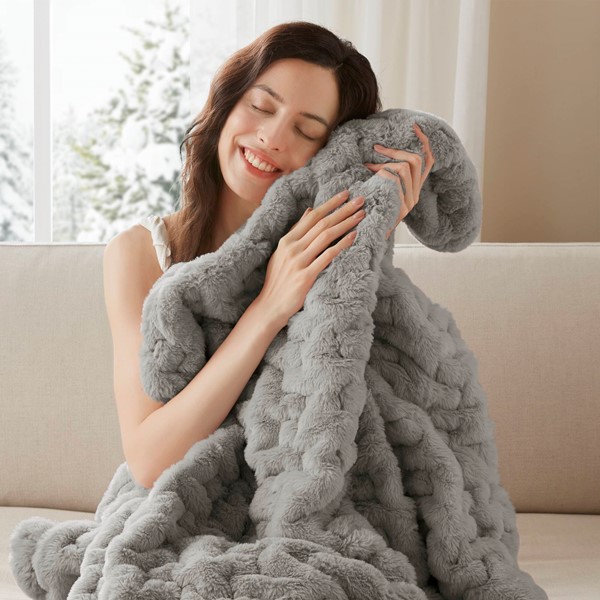 Madison Park Ruched Fur Throw in Grey, 50x60" MP50-3090 - Image 2