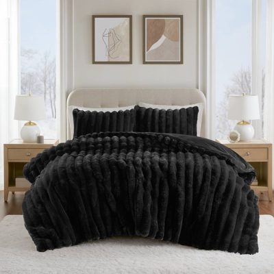 Madison Park Jasmine 3 Piece Faux Fur Comforter Set in Black, Full/Queen MP10-8442