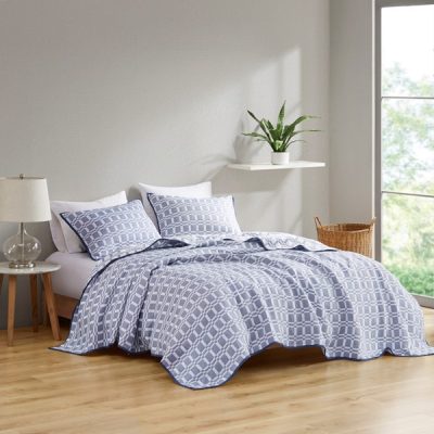 Madison Park Harlow 3 Piece Reversible Matelasse Coverlet Set in Indigo, Full/Queen MP13-8309