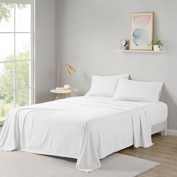 Intelligent Design Microfiber All Season Soft Touch Sheet Set in White, King ID20-146 - Image 2