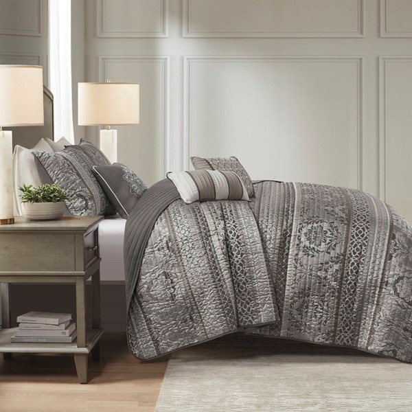 Madison Park Bellagio 6 Piece Jacquard Quilt Set with Throw Pillows in Grey, Full/Queen MP13-8780 - Image 3