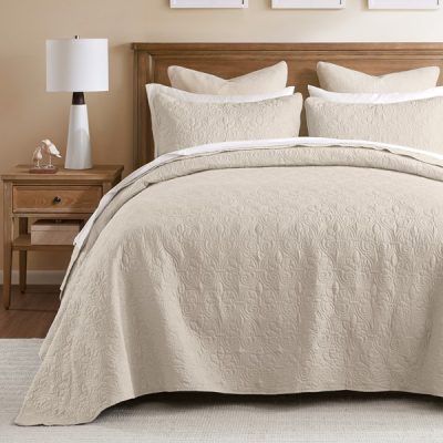 Madison Park Quebec Reversible Bedspread Set in Cream, Full MP13-2633