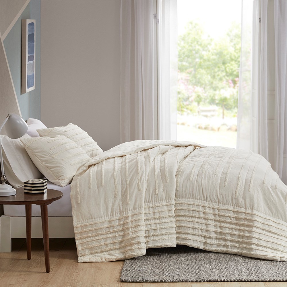 Urban Habitat Mercer 3 Piece Cotton Quilt Set with Chenille Trims in Ivory, Full/Queen UH13-2321 - Image 4