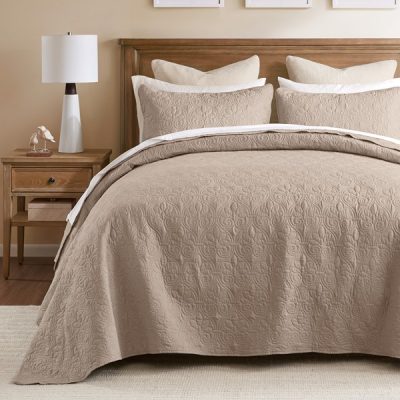 Madison Park Quebec Reversible Bedspread Set in Khaki, Queen MP13-1565
