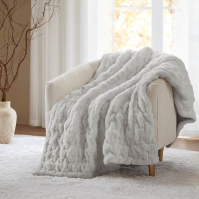 Madison Park Ruched Fur Throw in Silver Grey, 50x60" MP50-8106