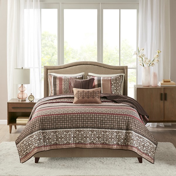 Madison Park Princeton 5 Piece Jacquard Quilt Set with Throw Pillows in Red, King/Cal King MP13-616 - Image 2