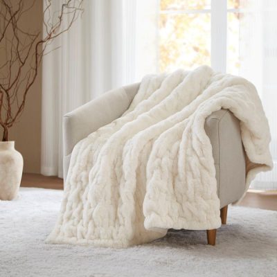 Madison Park Ruched Fur Throw in Ivory, 50x60" MP50-3091