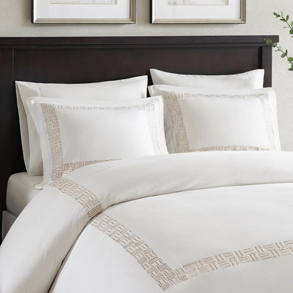 Harbor House Blue Nile 3 Piece Cotton Sateen with Embroidery Duvet Set, King/Cal King HH12-1874 - Image 4