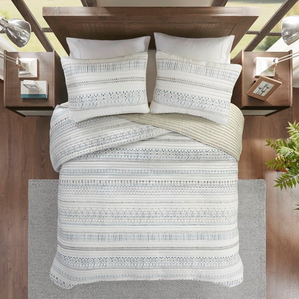 Madison Park Fraser 3 Piece Printed Microfiber Seersucker Quilt Set in Taupe/Blue, Full/Queen MP13-8112 - Image 4