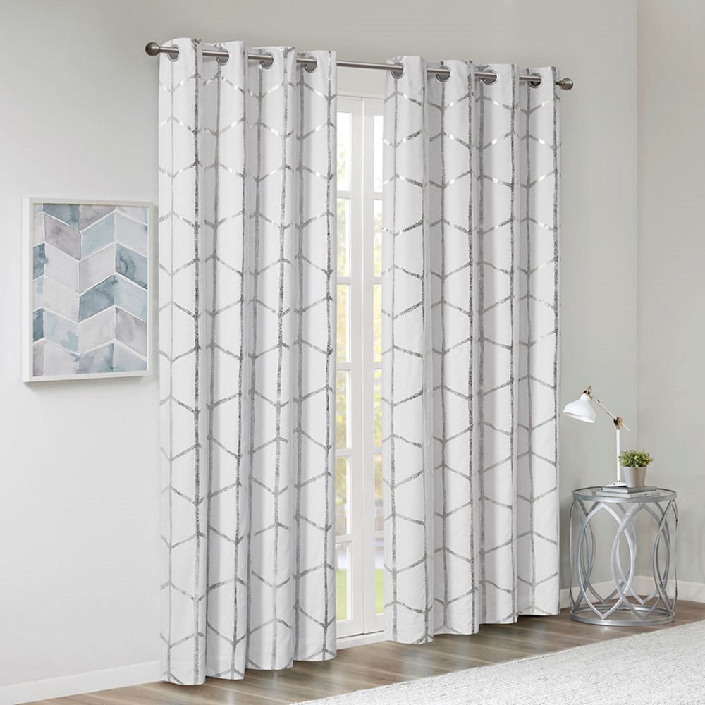 Intelligent Design Raina Total Blackout Metallic Print Grommet Top Curtain Panel in White/Silver, 50x63" ID40-1807 - Image 5