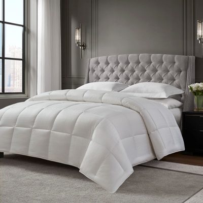 Nomad Home Premium Comforter in White, King NH10-0044