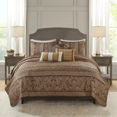 Madison Park Bellagio 6 Piece Jacquard Quilt Set with Throw Pillows in Brown/Gold, Full/Queen MP13-368