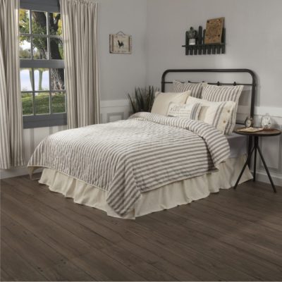 Market Place Gray Queen Quilt 90Lx90W