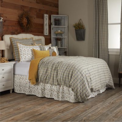Morning Meadow Plaid King Duvet Cover 92Lx108W