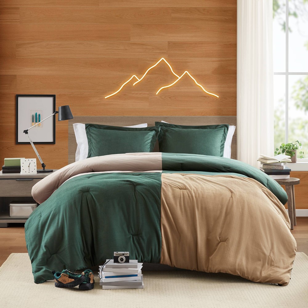 Intelligent Design Stafford Comforter Set in Green, Full/Queen ID10-2524 - Image 7