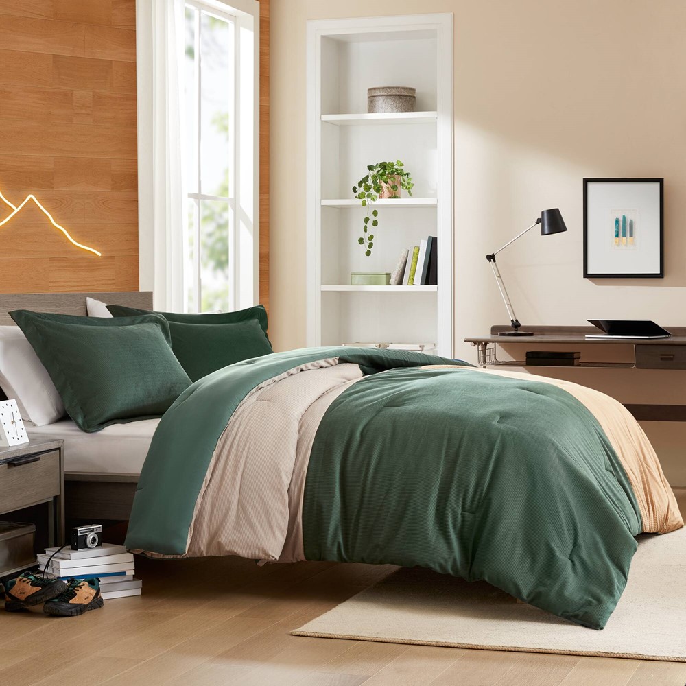 Intelligent Design Stafford Comforter Set in Green, Full/Queen ID10-2524 - Image 6