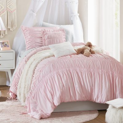 Intelligent Design Ella Comforter Set in Pink, Twin/Twin XL ID10-2513