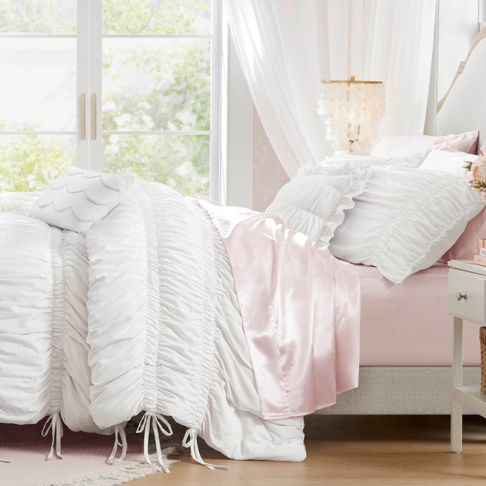 Intelligent Design Ella Comforter Set in White, Full/Queen ID10-2512 - Image 2