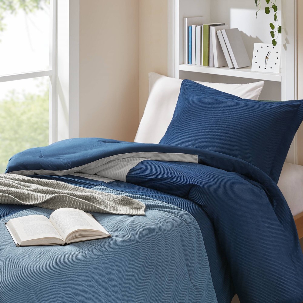 Intelligent Design Stafford Comforter Set in Blue, Twin/Twin XL ID10-2521 - Image 5